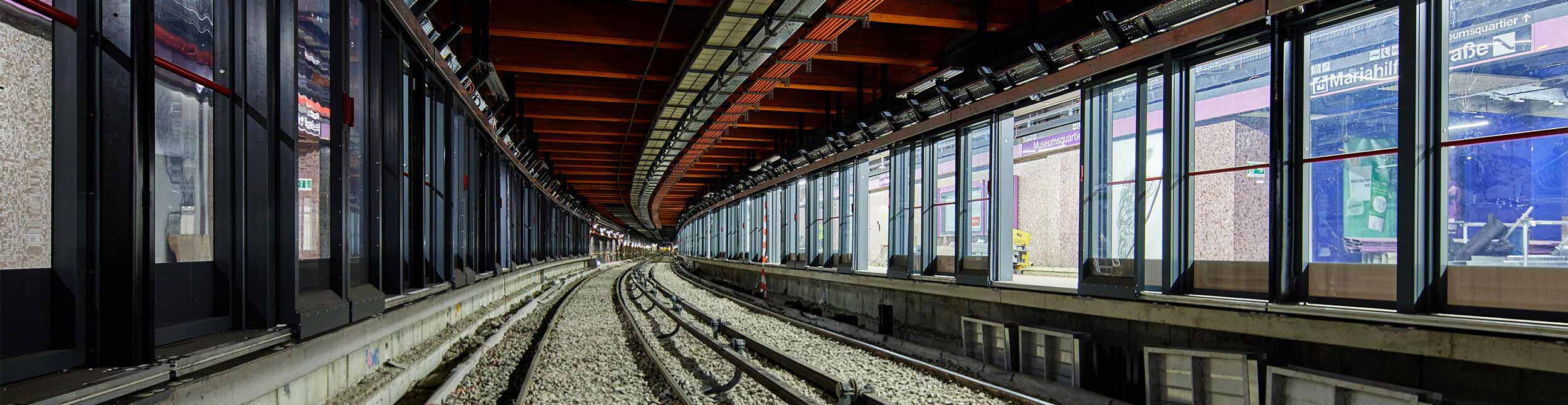 Railway platform facade Vienna Portalp Railway offer