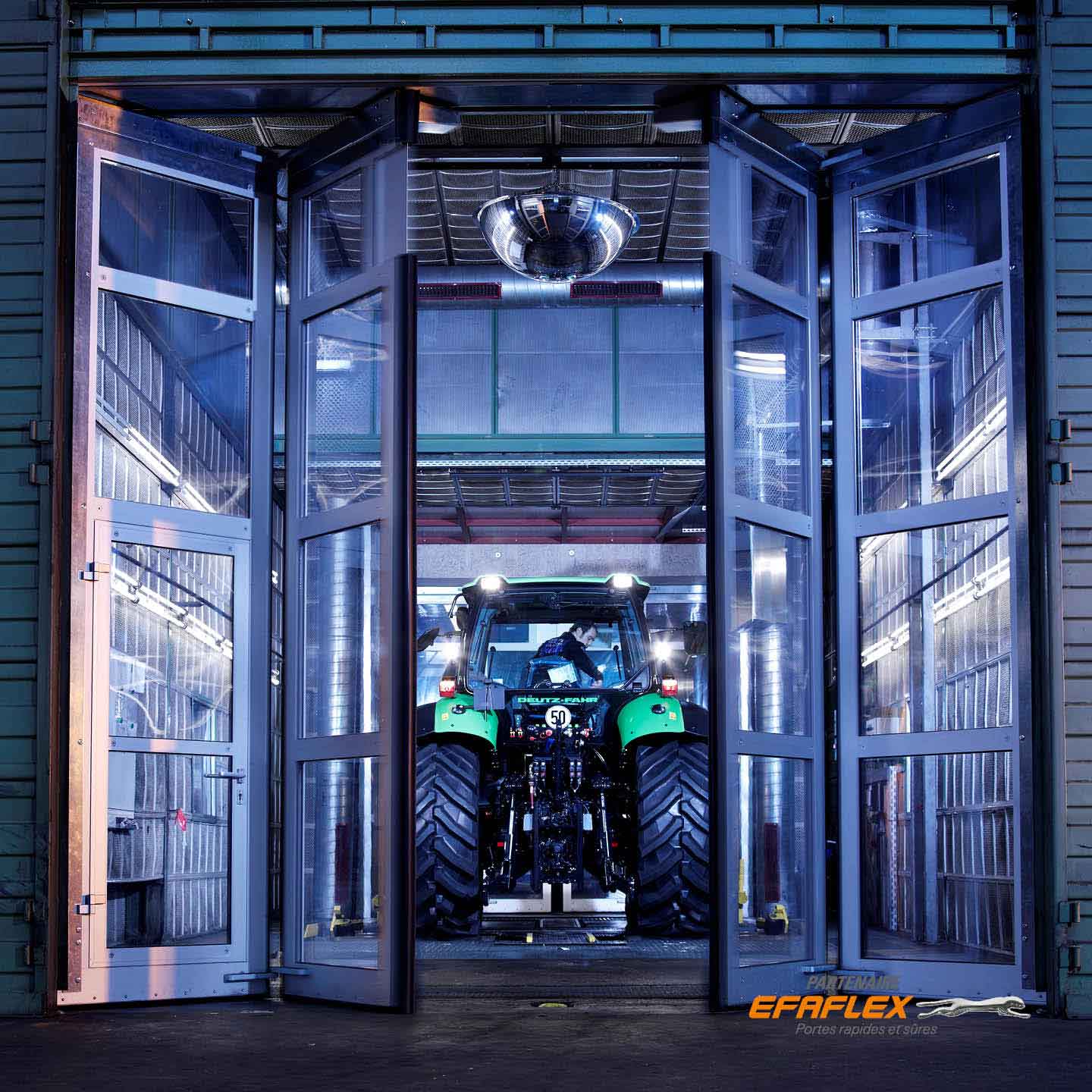 portalp porte pliante accordeon EFAFLEX semi ouverte, secteur agricole