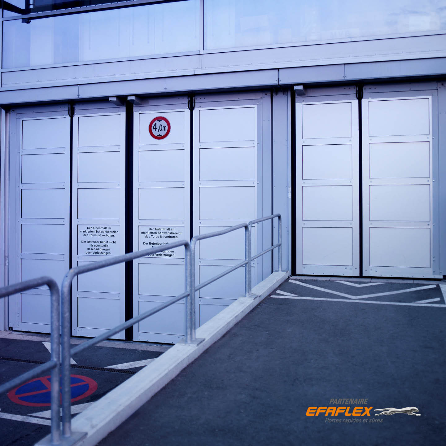 Porte pliante accordéon entrée parking Efaflex